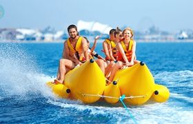 water-sports-in-baga-beach.jpg